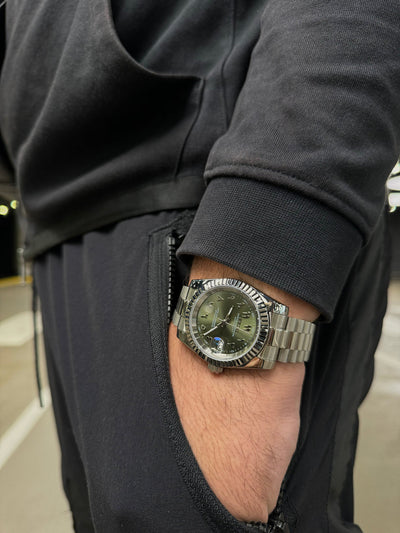The Dawn - Black Arabic Dial
